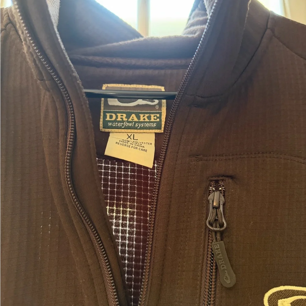 Drake Pullover - Picture 2 of 2